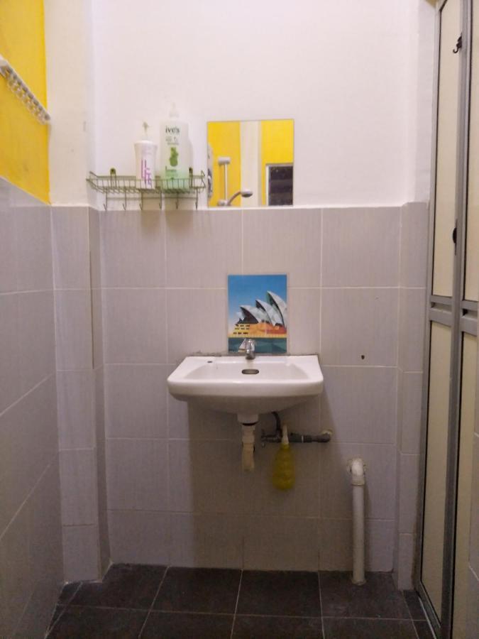 Joka-Joka Guesthouse Malacca Eksteriør billede
